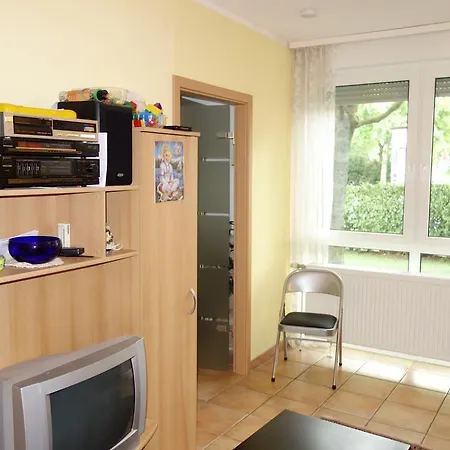 Apartment Tolstov-Hotels Big 2 Room Rossstrasse Apartment Dusseldorf
