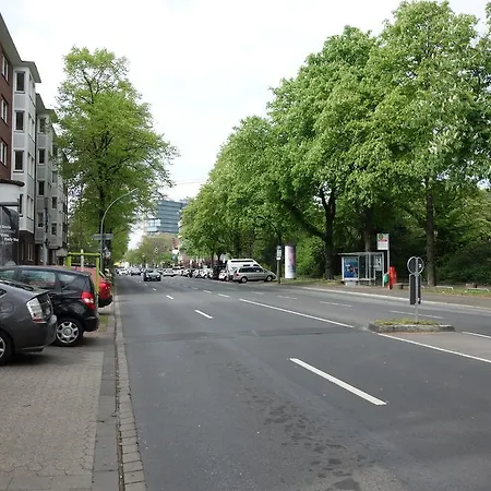 Tolstov-Hotels Big 2 Room Rossstrasse Apartment Dusseldorf
