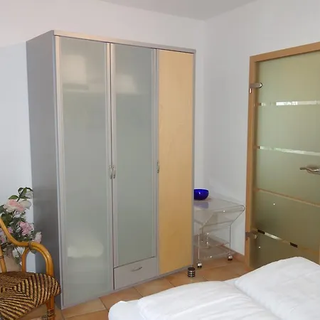 Apartment Tolstov-Hotels Big 2 Room Rossstrasse Apartment