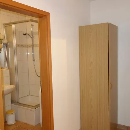 Tolstov-Hotels Big 2 Room Rossstrasse Apartment * Dusseldorf