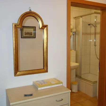 Apartment Tolstov-Hotels Big 2 Room Rossstrasse Apartment