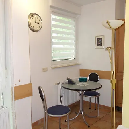 Tolstov-Hotels Big 2 Room Rossstrasse Apartment * Dusseldorf